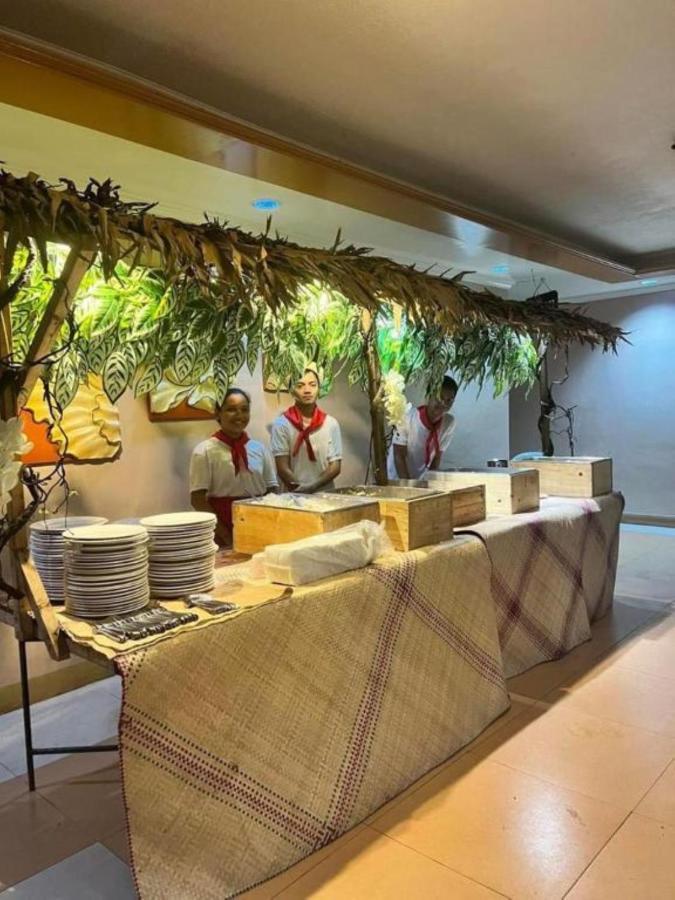 La Virginia Leisure Park And Amusement Hotel Mataasnakahoy Bagian luar foto