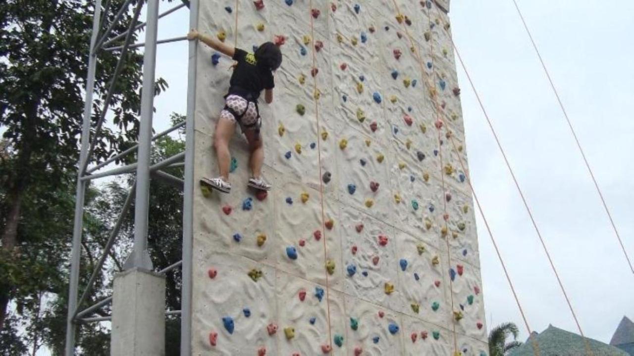 La Virginia Leisure Park And Amusement Hotel Mataasnakahoy Bagian luar foto